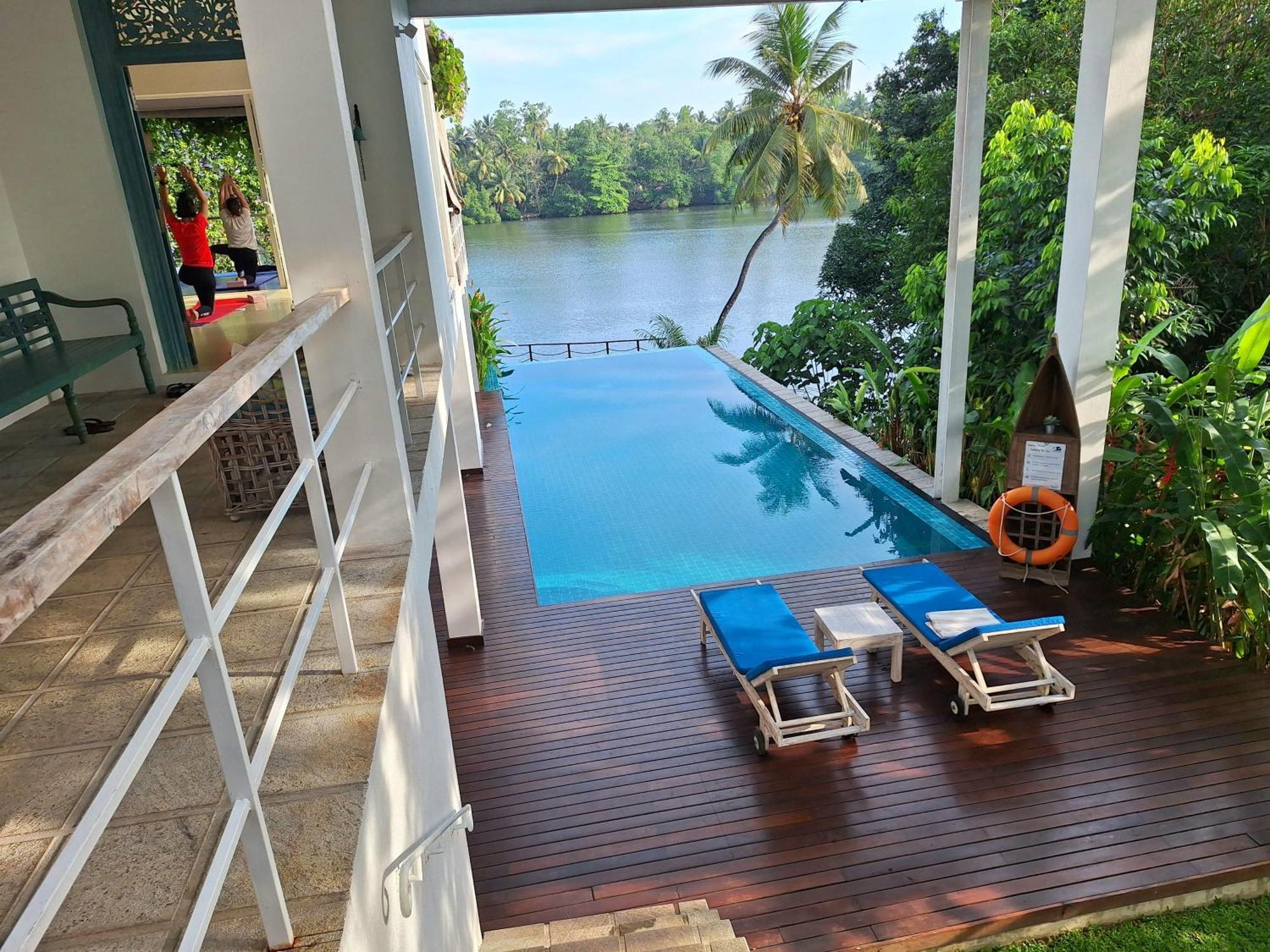 33 Lake Terrace Hikkaduwa Exteriör bild